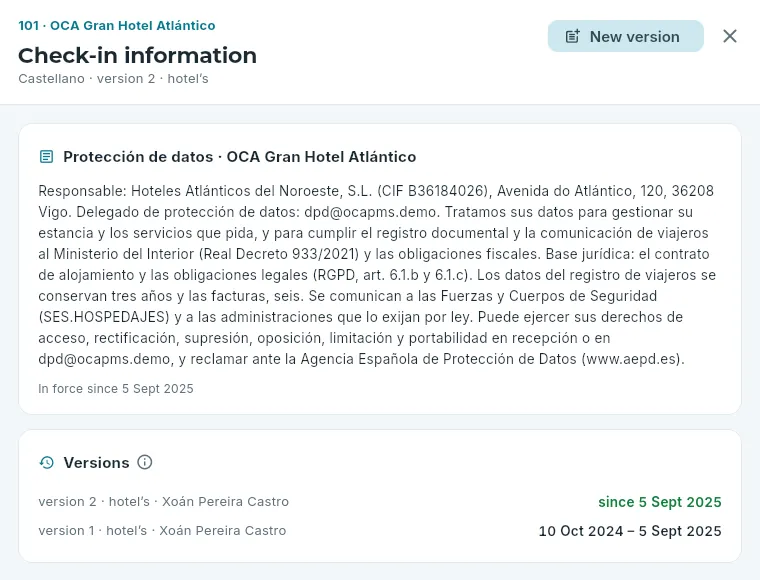 The check-in information for 101, in Spanish.