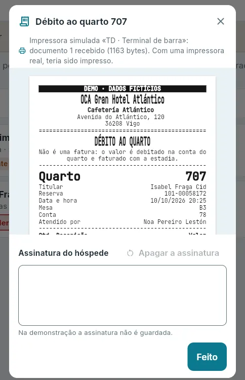 A nota de débito, para o hóspede assinar (aqui, feita sem ligação).